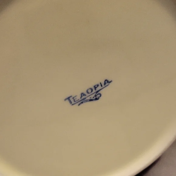 Teaopia Ceramic Tea Set with Bamboo Handle Set - Picture 6 of 9